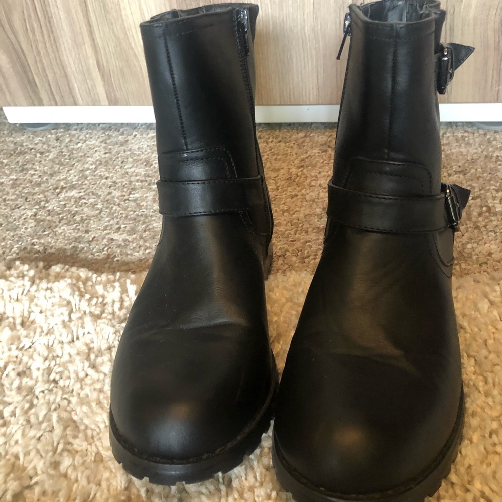 Rain boots